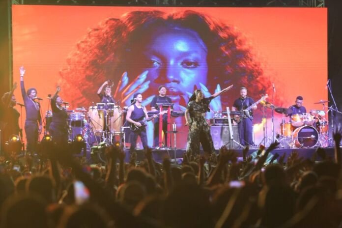 1001375341 A potência feminina deu o tom do Dia Internacional da Mulher em Niterói.