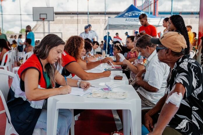 A Prefeitura de Maricá, por meio da Secretaria de Assistência Social e Cidadania, em parceria com o Governo do Estado do Rio de Janeiro, realizou neste sábado (21/03) mais uma edição do programa “RJ Para Todos”.