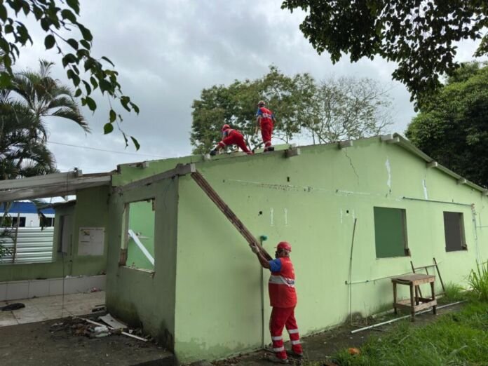 A Prefeitura de Maricá, por meio da Secretaria de Saúde, iniciou neste sábado (28/02) as obras da nova Unidade de Saúde da Família (USF) de Ubatiba
