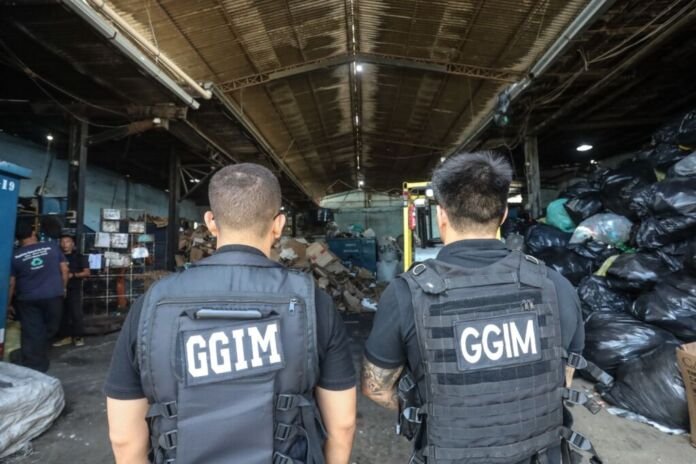 A Prefeitura de Niterói, por meio do Gabinete de Gestão Integrada Municipal (GGIM), deflagrou nesta segunda-feira (23) a 18ª etapa da Operação Asfixia