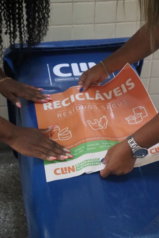 A equipe de Educação Ambiental da Companhia de Limpeza de Niterói (Clin) retomou o projeto Coleta Seletiva nas Escolas na rede municipal de ensino