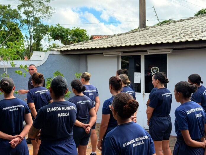 A Prefeitura de Maricá, por meio da Secretaria de Segurança Cidadã, iniciou nesta segunda-feira (23/03) um treinamento operacional voltado à capacitação de mulheres da Guarda Municipal