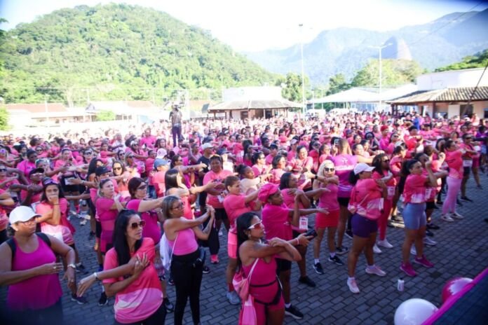 A 3ª edição do Circuito Magé Delas - Mulheres Que Se Movem reuniu mais de 4 mil mulheres em um grande encontro voltado à promoção da saúde, do bem-estar e do protagonismo feminino.