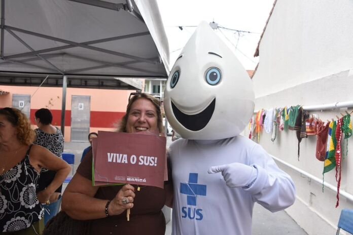 A Prefeitura de Maricá, por meio da Secretaria de Políticas para a Terceira Idade, promoveu nesta terça-feira (28/04), na Casa da Terceira Idade de Itaipuaçu, uma ação integrada voltada à promoção da saúde, do bem-estar e do acesso a serviços para a população idosa
