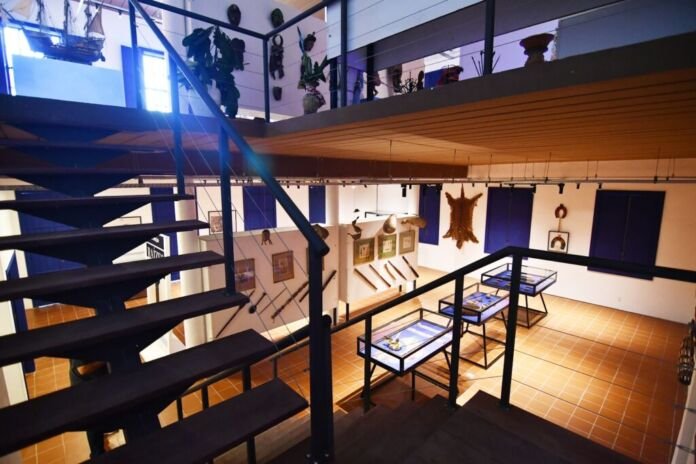 Nova Iguaçu passou a abrigar o primeiro Museu de Arqueologia e Etnologia do estado do Rio de Janeiro. A inauguração foi realizada nesta quinta-feira (30), data em que é celebrado o Dia da Baixada Fluminense, e marca a abertura do quarto equipamento cultural deste tipo no país.