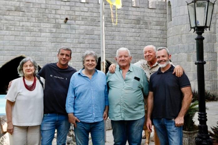 A Prefeitura de Maricá, por meio da Secretaria de Cultura e das Utopias, divulgou nesta terça-feira (21/04) o resultado da seleção para a oficina de escultura em madeira “Mãos que Esculpem História”.