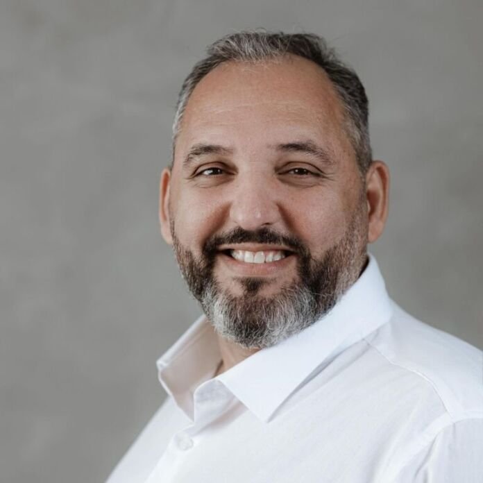 A Prefeitura de Tanguá inicia, nesta quarta-feira (1º), um processo de transição administrativa após o protocolo de renúncia ao cargo de prefeito apresentado por Rodrigo Medeiros