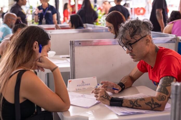 A Prefeitura de Maricá, por meio da Secretaria de Trabalho e Emprego, realiza nesta sexta-feira e sábado (1º e 02/05), na Orla do Parque Nanci, uma programação especial em celebração ao Dia do Trabalhador