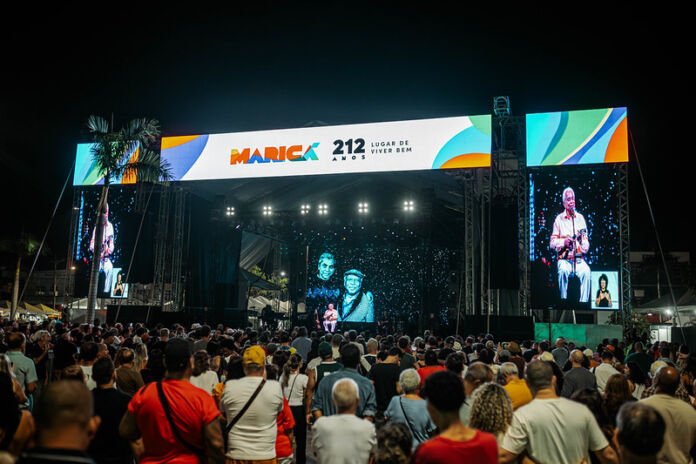 A Prefeitura de Maricá, por meio da Companhia de Cultura e Turismo (Maré), realizou neste domingo (17/05) o terceiro dia de programação em comemoração aos 212 anos do município, na Praça Orlando de Barros Pimentel, no Centro