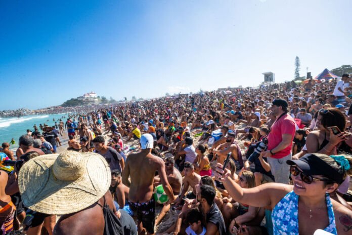 Em junho, Saquarema voltará a ser o centro das atenções do esporte global. O município se prepara para receber a sua 4ª edição da etapa do circuito mundial da World Surf League (WSL), evento que já se consolidou como o principal ativo do calendário turístico e esportivo da cidade