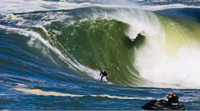 Itacoatiara_01_Tony D’Andrea O mar de Itacoatiara, na Região Oceânica de Niterói, apresentou boas condições para o surfe de ondas grandes, que atraíram alguns dos principais nomes do esporte