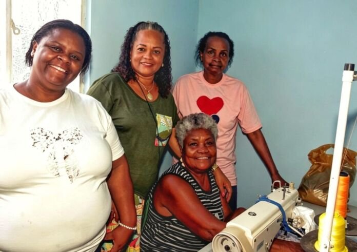 WhatsApp Image 2026-05-20 at 16.36.32 (1) Linhas, tecidos, bordados e criatividade têm ajudado mulheres de Nova Iguaçu a transformar aprendizado em oportunidade de renda