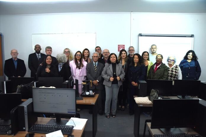 A Prefeitura de Maricá realizou nesta terça-feira (16/06), na Universidade de Vassouras, no Flamengo, uma capacitação sobre violência contra a mulher e atuação no Juizado Especial Criminal (JECrim)