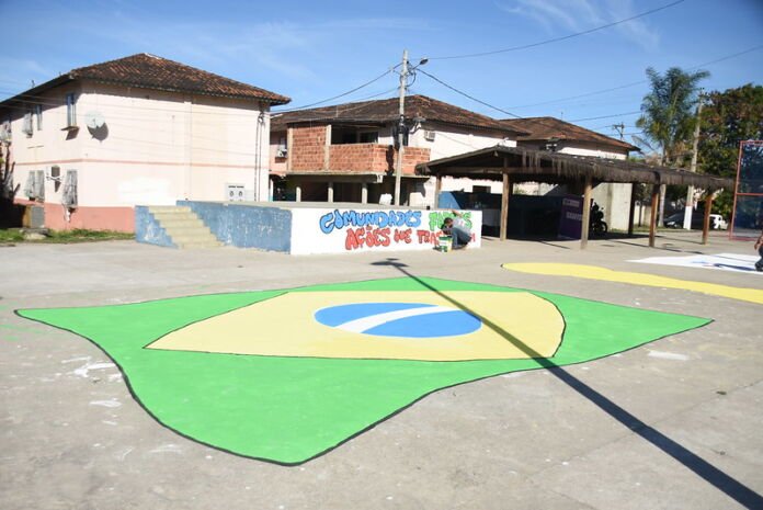A Prefeitura de Maricá levou arte urbana e integração ao conjunto residencial Minha Casa, Minha Vida (MCMV) de Itaipuaçu nesta sexta-feira (19/06)