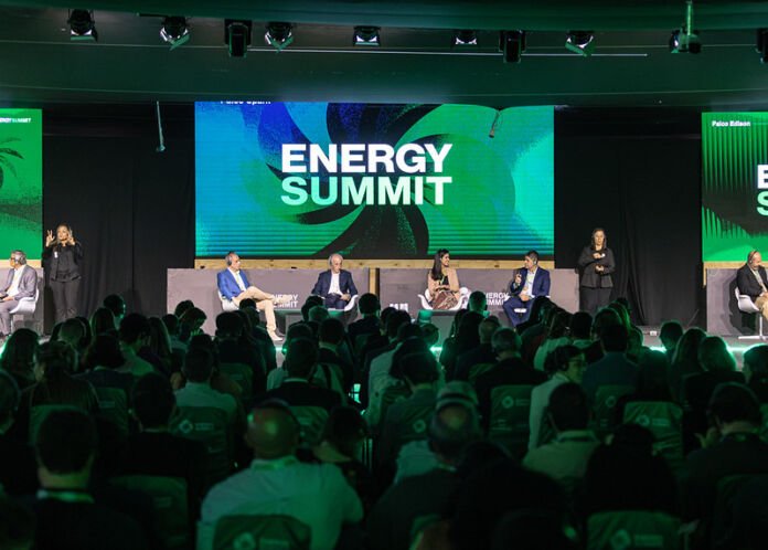 55353911968_3a17a9dc77_c A Prefeitura de Maricá participou, nesta terça-feira (23/06), da abertura do Energy Summit 2026, um dos principais eventos internacionais do país voltados à inovação, transição energética e sustentabilidade
