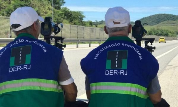 DER-RJ-860x517-1-e1781900484515 Uma nuvem de incerteza paira sobre o vultoso contrato de R$ 1 bilhão destinado à instalação de 390 radares eletrônicos nas rodovias estaduais do Rio de Janeiro
