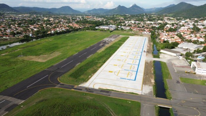 DCIM102MEDIADJI_0515.JPG Em um movimento estratégico para garantir a máxima transparência e participação cidadã, a Prefeitura de Maricá anunciou a nova data para a audiência pública que discutirá a concessão dos serviços do Aeroporto Municipal