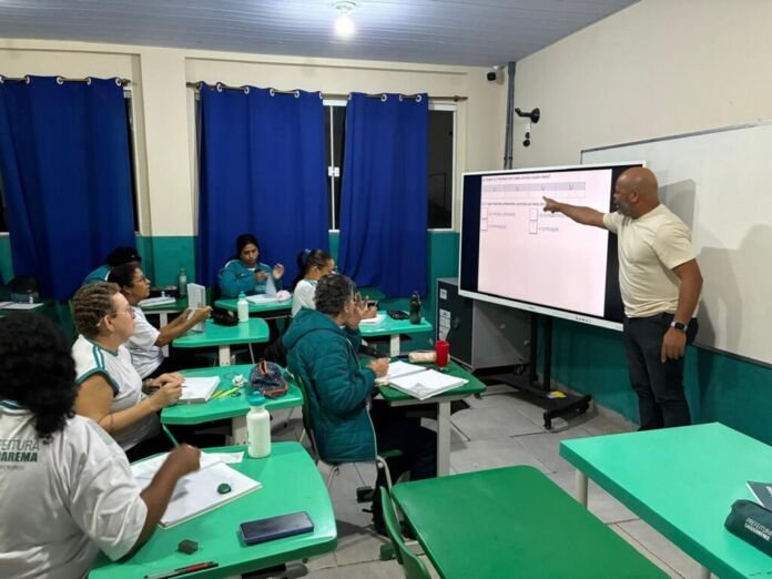 A rede municipal da EJA de Saquarema está entre as 20 do país que receberão a Medalha Paulo Freire, uma honraria destinada a iniciativas de destaque na área de alfabetização e Educação de Jovens e Adultos