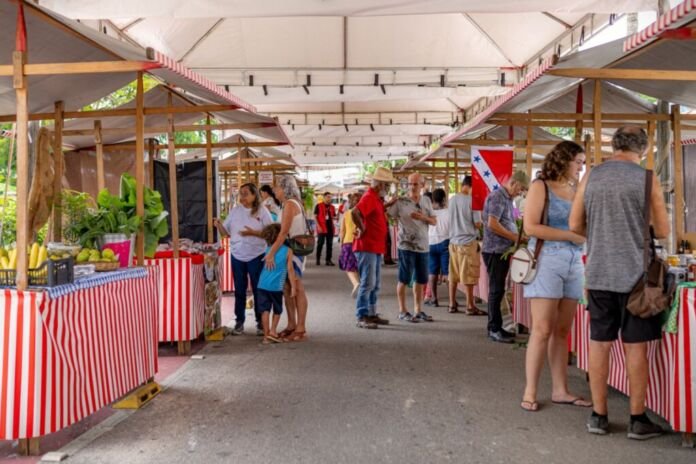 A Prefeitura de Maricá realiza neste sábado (20/06), das 8h às 13h, mais uma edição da Feira da Agricultura Familiar, na Praça Agroecológica de Araçatiba