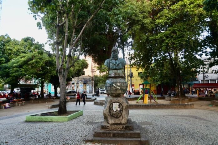 Em Niterói, ouvir a população faz parte da política de governo. A Prefeitura prorrogou até o dia 21 de junho o prazo da consulta pública sobre a revitalização da Praça Leoni Ramos, conhecida como Praça da Cantareira
