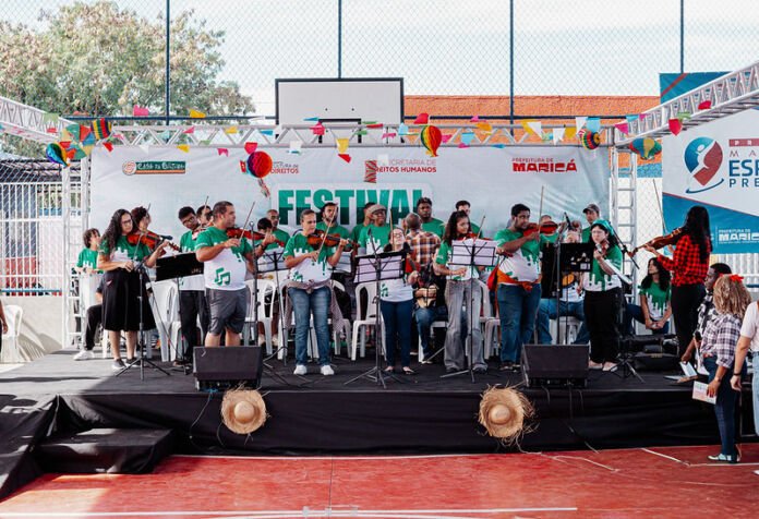 A Prefeitura de Maricá realiza, neste sábado (04/07), o Festival Cultura de Direitos na Praça do Pica-Pau, em Bambuí.