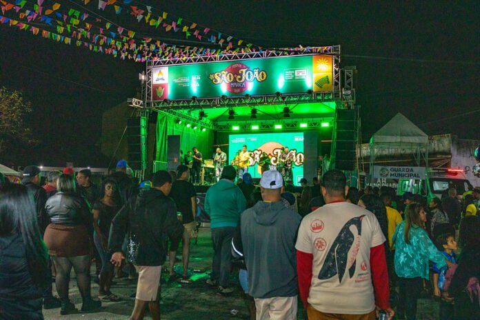 A Prefeitura de Maricá encerrou neste domingo (05/07) a programação em celebração ao São João, realizada na Praça do Spar.