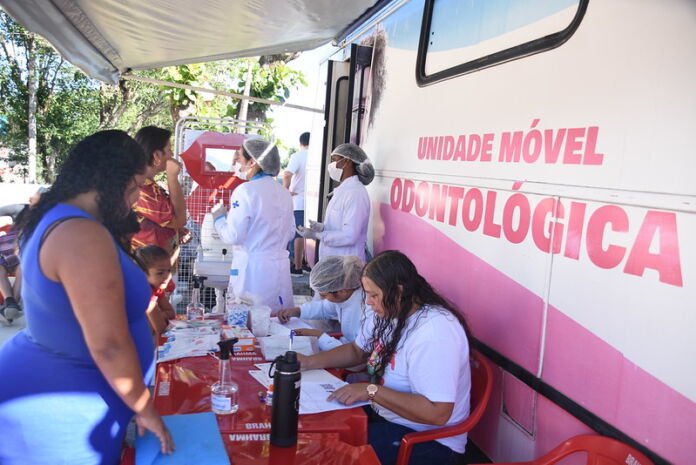 A Prefeitura de Maricá promoveu neste sábado (18/07) uma ação social com oferta de diversos serviços gratuitos à população