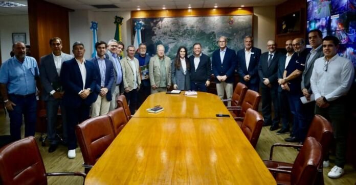 Niterói prepara uma virada econômica com a dragagem do Canal de São Lourenço entrando na reta final