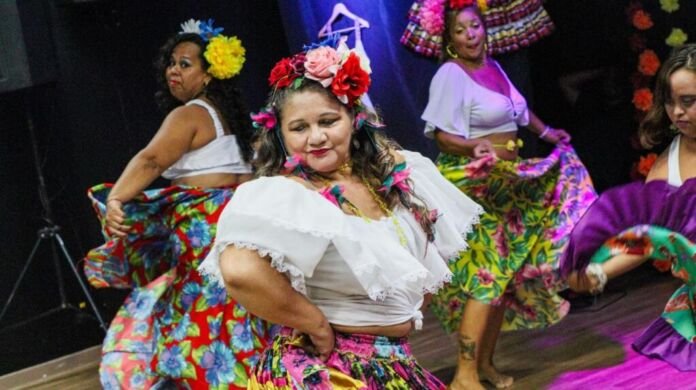 Foto - Divulgação (27) A Prefeitura de Maricá promove, nesta sexta-feira (10/07), a primeira edição do Gabinete da Cultura Itinerante, iniciativa que levará serviços, atividades artísticas e atrações culturais para os quatro distritos da cidade