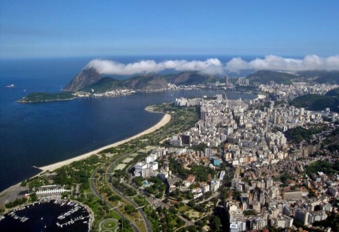 A CET-Rio irá implantar uma operação de trânsito na Avenida Infante Dom Henrique (Aterro do Flamengo) e na Avenida das Nações Unidas, na Enseada de Botafogo, neste domingo (02/08), para a realização da corrida Circuito RJ 2026 – 2ª Etapa (Etapa Forró)