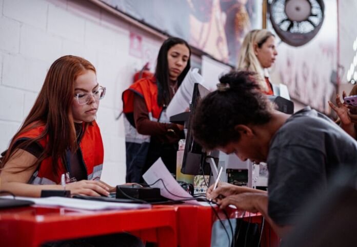 A Prefeitura de Maricá realiza neste sábado (18/07) uma nova ação social na quadra da União de Maricá, com oferta de diversos serviços gratuitos, orientações para mulheres, vagas de emprego e atividades de promoção da saúde