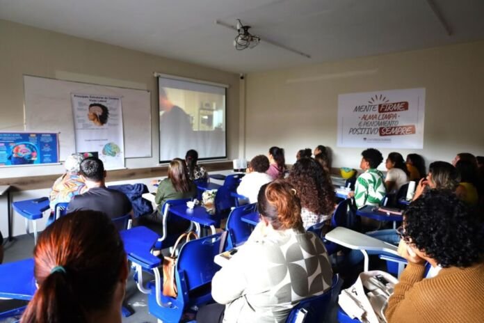 A Prefeitura de Maricá abrirá, nos próximos dias, as inscrições para três cursos gratuitos do projeto AGORA (Ambiente Gerador de Oportunidades, Reflexão e Avanço), iniciativa da Secretaria de Ciência e Tecnologia que amplia o acesso da população ao conhecimento, à tecnologia e à inovação