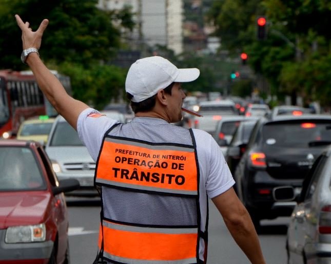 A Prefeitura de Niterói, por meio da NitTrans, vai realizar uma alteração no trânsito de São Domingos e Gragoatá, devido à 78ª Reunião Anual da Sociedade Brasileira para o Progresso da Ciência (SBPC), que acontecerá na Universidade Federal Fluminense entre os dias 26 de julho e 1 º de agosto