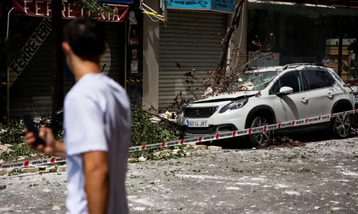2026-08-18t120333z_1123248543_rc2z0nan1p45_rtrmadp_3_spain-quake Tremores de terra voltaram a afetar a cidade de Granada, no sul da Espanha, na madrugada desta terça-feira (18).