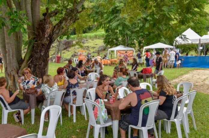 A Prefeitura de Maricá realizou, neste domingo (02/08), mais uma edição do projeto Espraiado de Portas Abertas, desta vez com o tema folclore