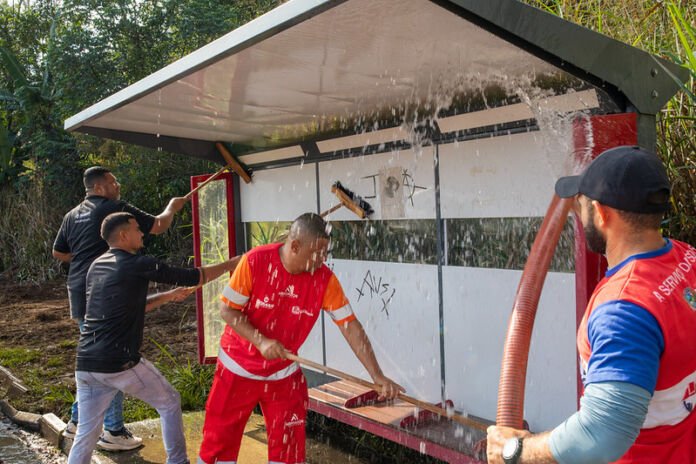 55463481481_7503cd9279_c A Prefeitura de Maricá encerrou, nesta sexta-feira (14/08), um mutirão de limpeza e conservação realizado durante cinco dias em cinco bairros do município