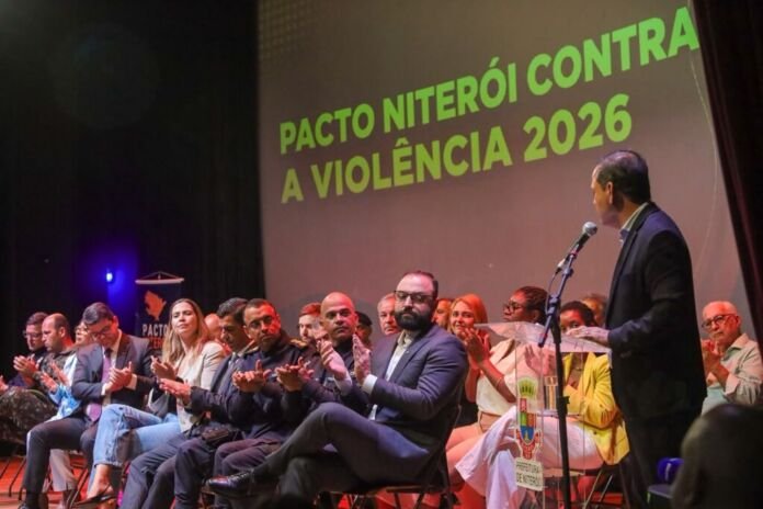 A Prefeitura de Niterói lançou, nesta terça-feira (04), na Sala Nelson Pereira dos Santos, a segunda fase do Pacto Niterói Contra a Violência