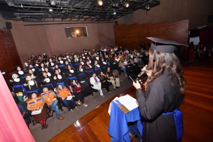 Em Nova Iguaçu, 39 mulheres concluíram o curso “Mulheres Resilientes: Capacitação de Mulheres para Prevenção e Resposta a Perigos e Desastres”
