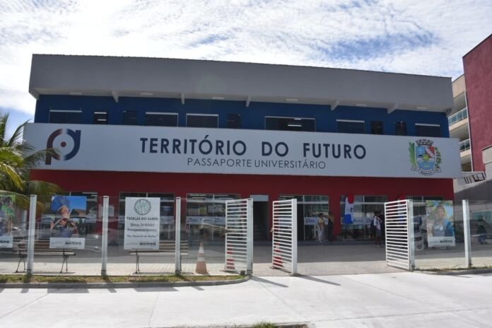 Foto Katito Carvalho A Prefeitura de Maricá está com inscrições abertas para o Minicurso Pensamento Computacional – Módulo 1, voltado a pessoas com mais de 16 anos, estudantes e graduados de qualquer área