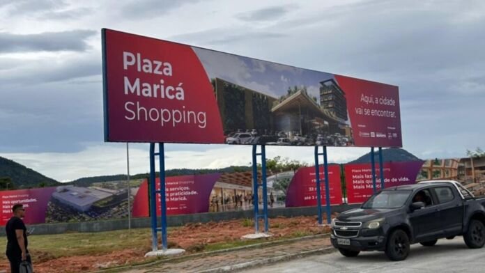 As obras do Plaza Maricá seguem, e uma nova informação foi divulgada para animar ainda mais os maricaenses que estão esperançosos com a conclusão das obras e a inauguração do shopping.