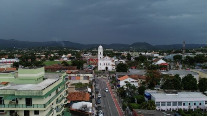 WhatsApp Image 2026-08-05 at 15.42.43 A Prefeitura de Maricá emitiu boletim meteorológico alertando para a possibilidade de rajadas moderadas de vento entre esta quarta-feira (5) e sexta-feira (7).