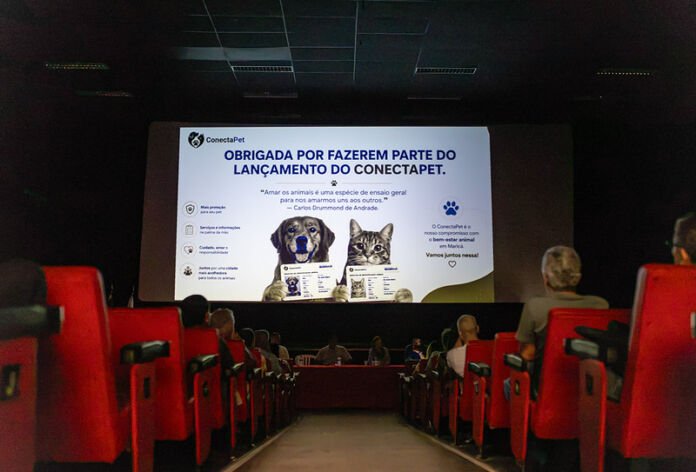 55506165083_1fdce04eeb_c A Prefeitura de Maricá lançou, nesta quinta-feira (3/9), no Cine Henfil, no Centro, a plataforma ConectaPet, ferramenta digital criada para modernizar o acesso da população aos serviços voltados à proteção, identificação e saúde animal no município