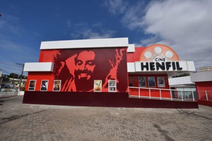 Foto - Elsson Campos (7) A Prefeitura de Maricá realiza, neste sábado (5/9), a partir das 16h, uma programação especial no Cine Henfil, no Centro, com a exibição dos filmes “Antártica Verde” e “Saideira”