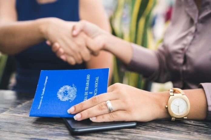 IMG_0507 A Secretaria de Trabalho e Emprego de Maricá, em parceria com o Maraey, realizará no dia 12 de setembro uma ação de cadastro voltada à formação de um banco de dados para futuras oportunidades profissionais relacionadas ao empreendimento