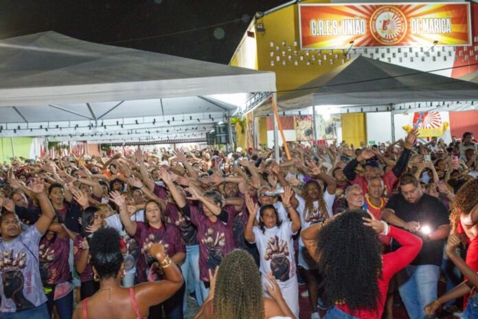 Com o apoio da Prefeitura de Maricá, a União de Maricá realiza, nesta sexta-feira (23/10), às 20h, mais um ensaio de canto aberto ao público em sua quadra.
