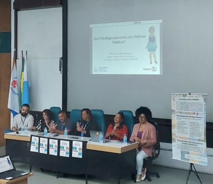 A Prefeitura de Maricá participou, na terça-feira (27/10), do Seminário Regional de Psicologia e Políticas Públicas, realizado na Universidade do Estado do Rio de Janeiro (UERJ)