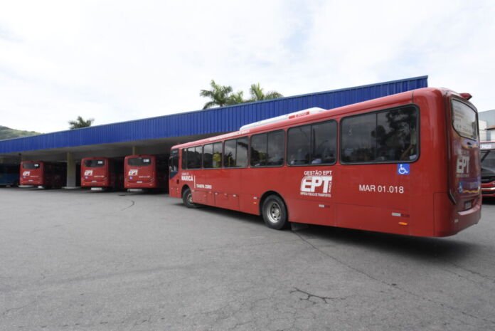 Foto Elsson Campos (4) A Prefeitura de Maricá vai realizar, neste domingo (25/10), uma operação especial do sistema de transporte gratuito durante o segundo turno das eleições.