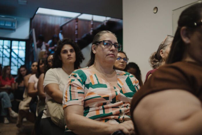 A Prefeitura de Maricá realiza, nesta sexta-feira (23/10), das 10h às 11h30, a "Oficina de Feltro — Criação Artesanal".