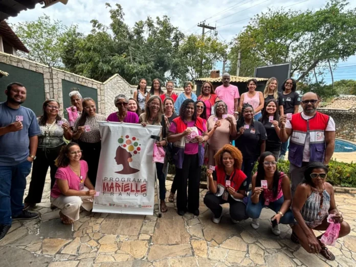 A Prefeitura de Maricá promove o evento Vernissage e Roda de Conversa: Avanços e Conquistas dos Direitos das Mulheres na próxima segunda-feira (19/10), na Casa Marielle Franco, no bairro Eldorado.