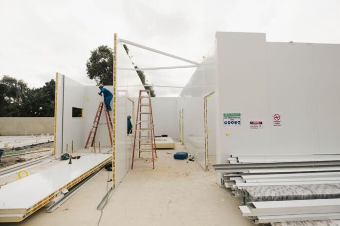 A Prefeitura de Maricá avançou com as obras da nova Unidade de Saúde da Família (USF) de Ubatiba, com o objetivo de ampliar e qualificar a assistência oferecida à população do bairro